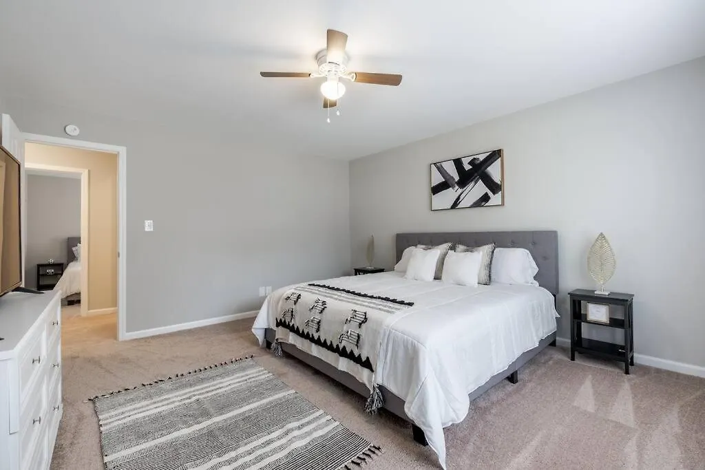 Stunning Southpark/Cotswold Home Charlotte United States