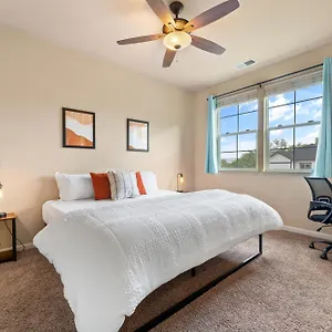  Apartment Midtown Luxe Stay—king Beds, Ensuite Baths, Great Location United States